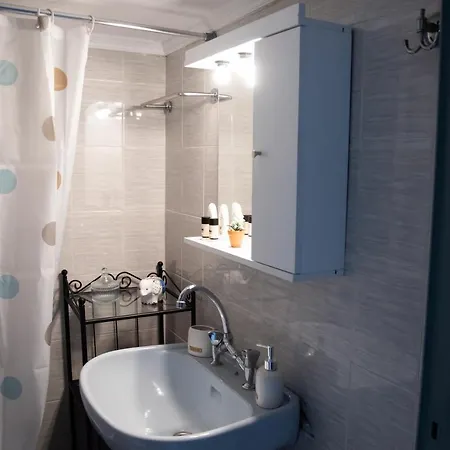 Rena's Panorama View House 컨트리하우스 Vóvikes